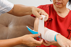 八幡通り歯科マガジン　骨の老化